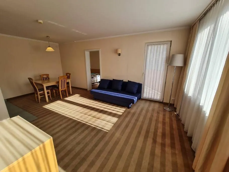10Q - Z6 Apartment 501 Warszawa