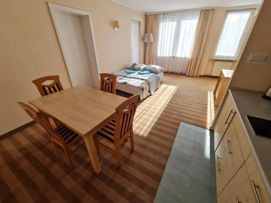 10Q - Z6 Apartment 501 Warszawa Polska
