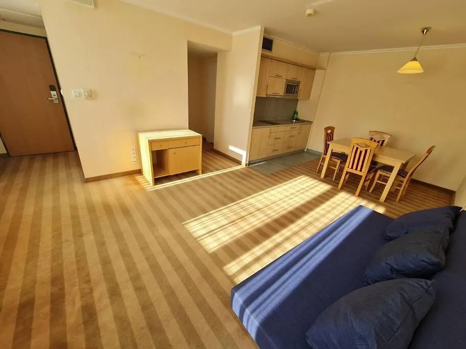 10Q - Z6 Apartment 501 Warszawa